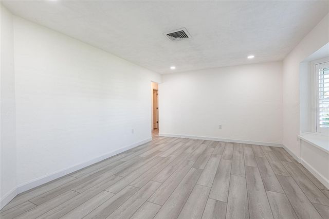 1466 51ST AVENUE NE, St Petersburg, FL 33703