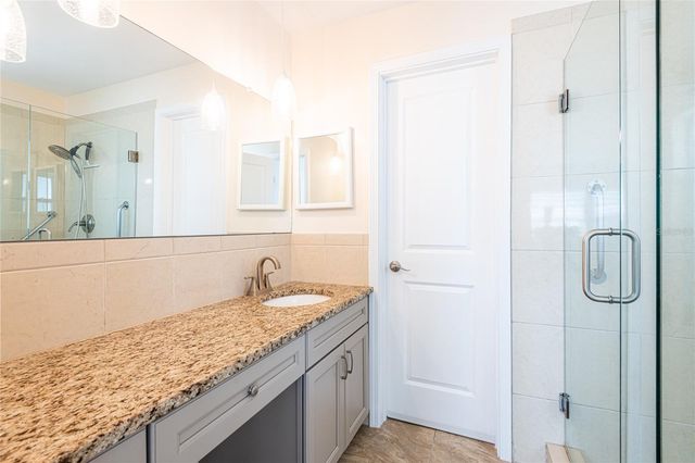 1466 51ST AVENUE NE, St Petersburg, FL 33703