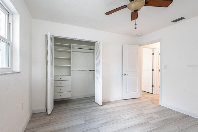 1466 51ST AVENUE NE, St Petersburg, FL 33703