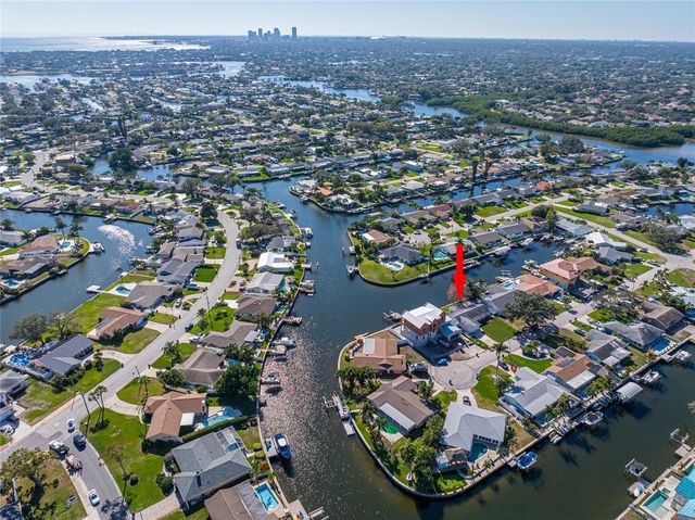 1466 51ST AVENUE NE, St Petersburg, FL 33703