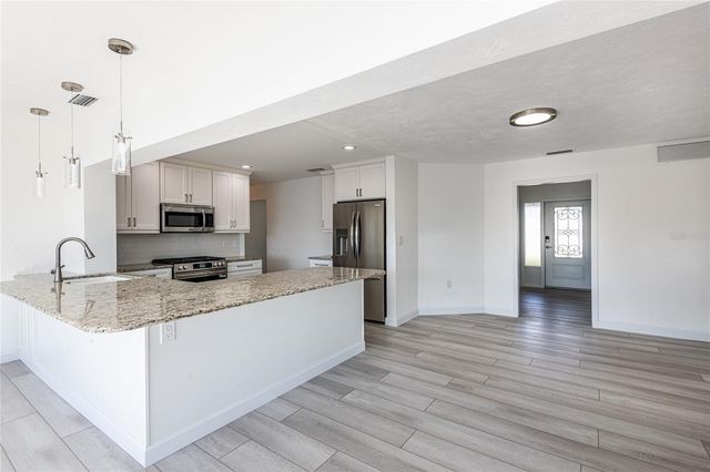 1466 51ST AVENUE NE, St Petersburg, FL 33703