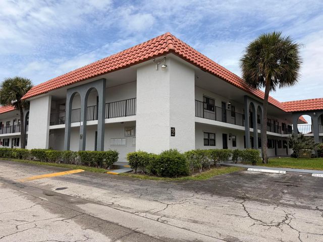 2021 W Woolbright Road G205, Boynton Beach, FL 33426