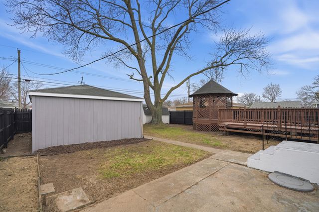 6936 Magoun Avenue, Hammond, IN 46324