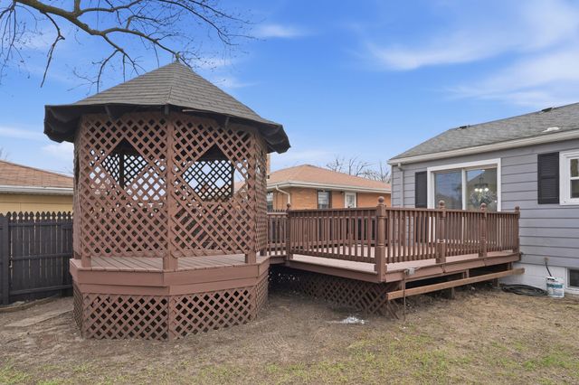 6936 Magoun Avenue, Hammond, IN 46324