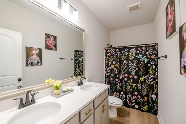 295 Peacock Pointe, Thibodaux, LA 70301