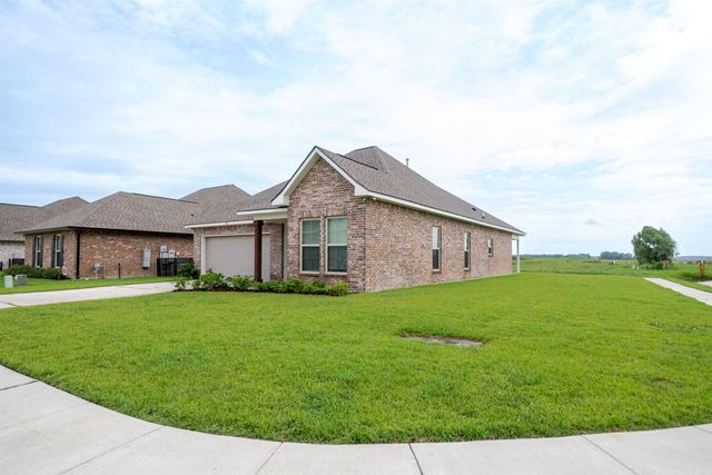 295 Peacock Pointe, Thibodaux, LA 70301