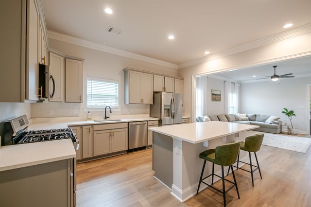 295 Peacock Pointe, Thibodaux, LA 70301