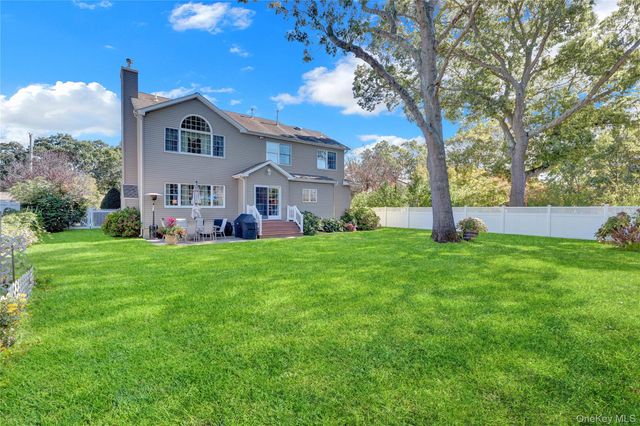 1456 Pine Acres Boulevard, Bay Shore, NY 11706