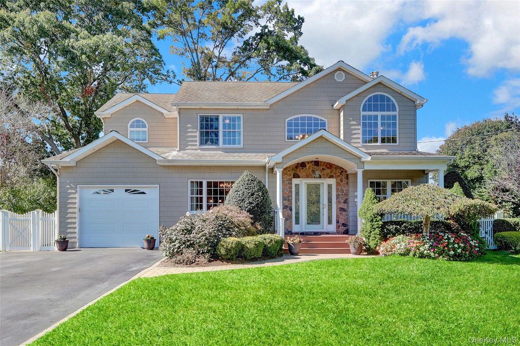 1456 Pine Acres Boulevard, Bay Shore, NY 11706 — exterior