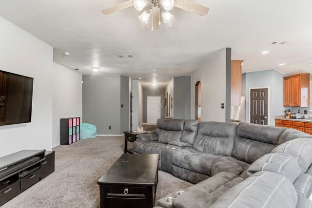 6112 Tilapia Drive, Fort Worth, TX 76179