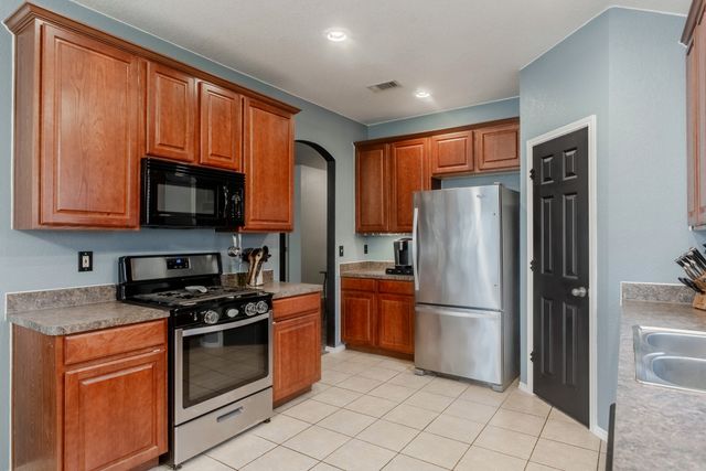 6112 Tilapia Drive, Fort Worth, TX 76179