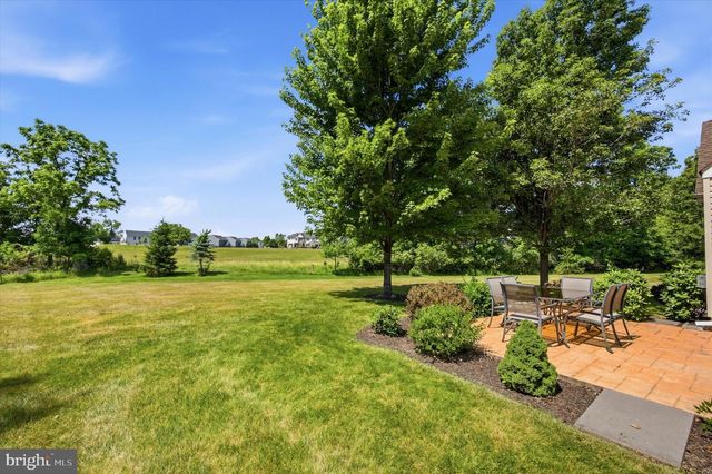 1146 CREEKSIDE LN, Quakertown, PA 18951