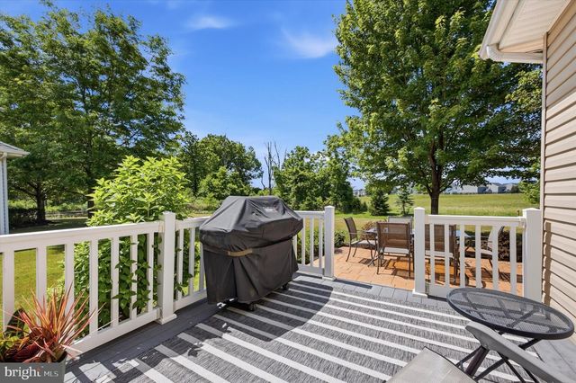 1146 CREEKSIDE LN, Quakertown, PA 18951