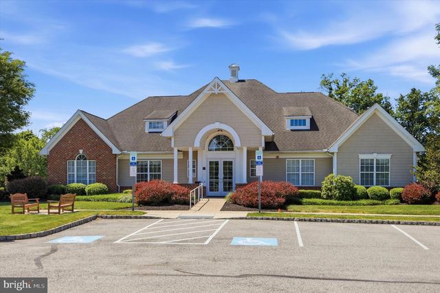 1146 CREEKSIDE LN, Quakertown, PA 18951