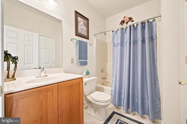 1146 CREEKSIDE LN, Quakertown, PA 18951