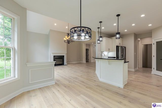 227 Evergreen Garden, Elizabethtown, KY 42701