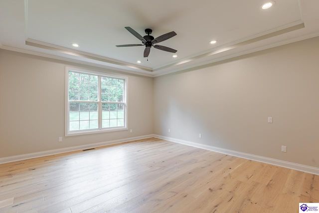 227 Evergreen Garden, Elizabethtown, KY 42701