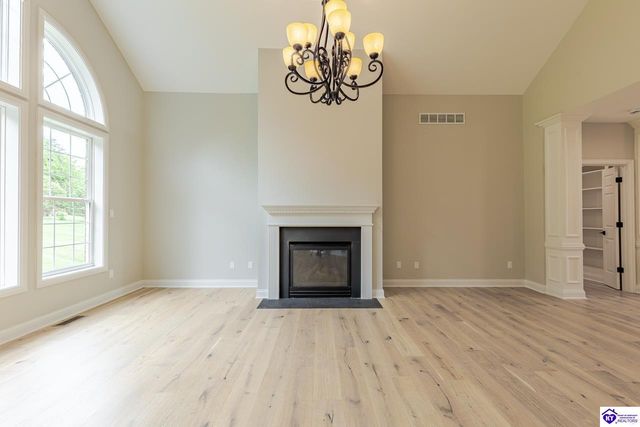 227 Evergreen Garden, Elizabethtown, KY 42701