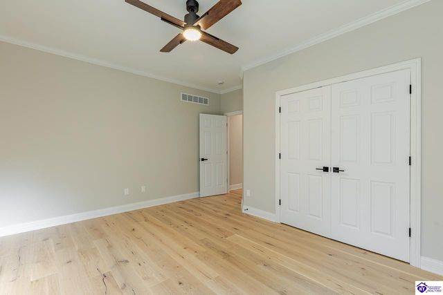 227 Evergreen Garden, Elizabethtown, KY 42701