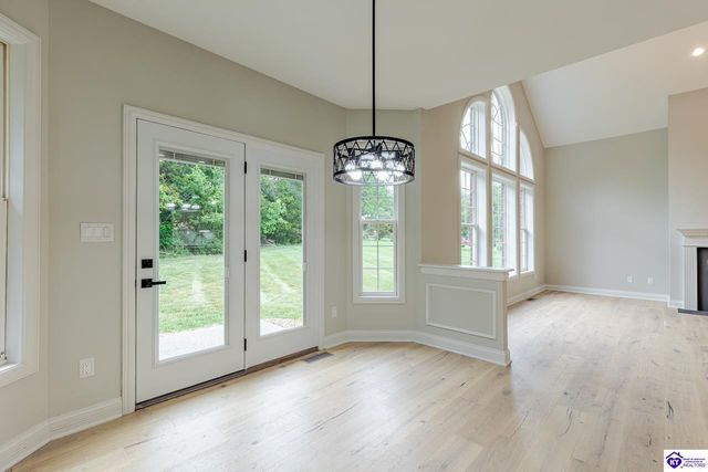 227 Evergreen Garden, Elizabethtown, KY 42701