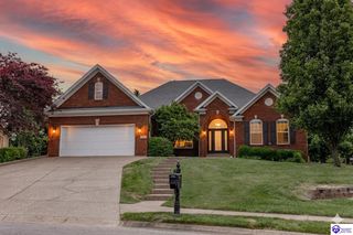 227 Evergreen Garden, Elizabethtown, KY 42701