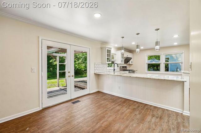 4855 Butler Drive, Troy, MI 48085
