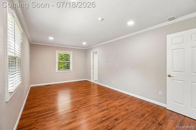 4855 Butler Drive, Troy, MI 48085