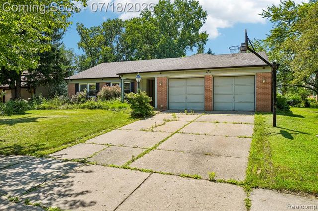 4855 Butler Drive, Troy, MI 48085
