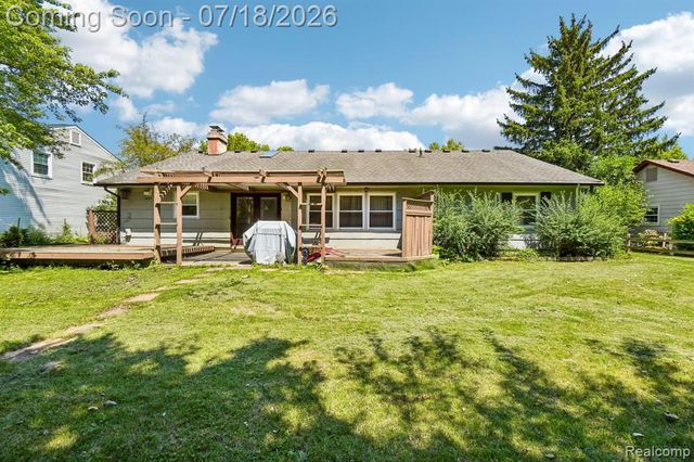 4855 Butler Drive, Troy, MI 48085