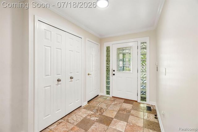 4855 Butler Drive, Troy, MI 48085