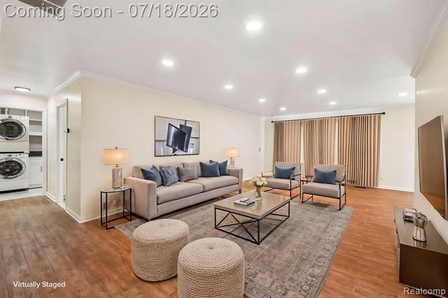 4855 Butler Drive, Troy, MI 48085