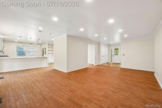 4855 Butler Drive, Troy, MI 48085