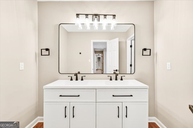 2243 Hillwood Court, Lizella, GA 31052