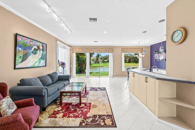 7772 Rockford Road, Boynton Beach, FL 33472