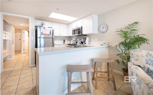 533 W Beach Boulevard 404, Gulf Shores, AL 36542