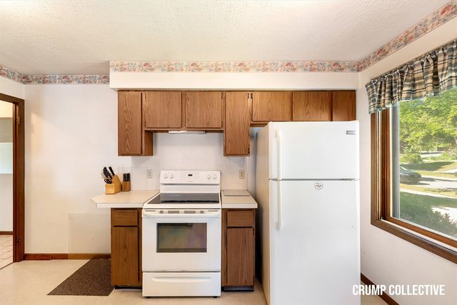 3410 Benjamin Avenue, Grand Rapids, MI 49525