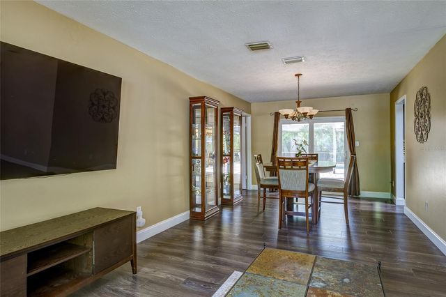 3210 TARABROOK DRIVE, Tampa, FL 33618