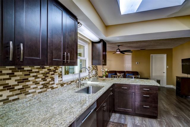 3210 TARABROOK DRIVE, Tampa, FL 33618