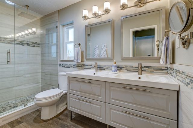 3210 TARABROOK DRIVE, Tampa, FL 33618