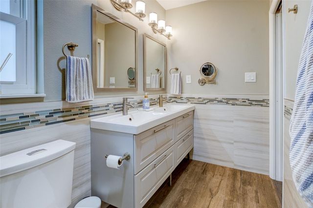 3210 TARABROOK DRIVE, Tampa, FL 33618