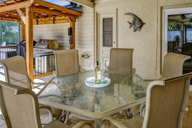 3210 TARABROOK DRIVE, Tampa, FL 33618