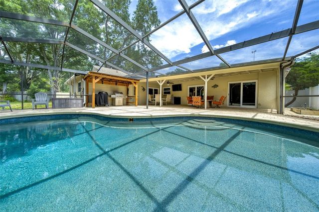 3210 TARABROOK DRIVE, Tampa, FL 33618