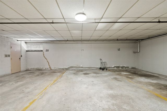 234 Nesmith St 14, Lowell, MA 01852