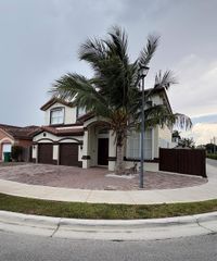15375 SW 93rd Ln, Miami, FL 33196