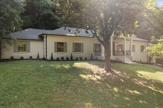 1125 Chickering Park Dr, Nashville, TN 37215