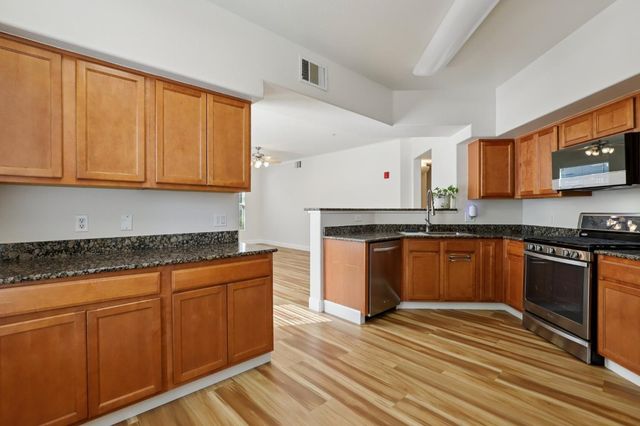 5547 Tares Cir, Elk Grove, CA 95757