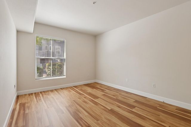 5547 Tares Cir, Elk Grove, CA 95757