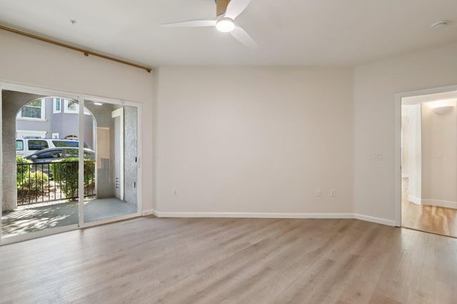 5547 Tares Cir, Elk Grove, CA 95757