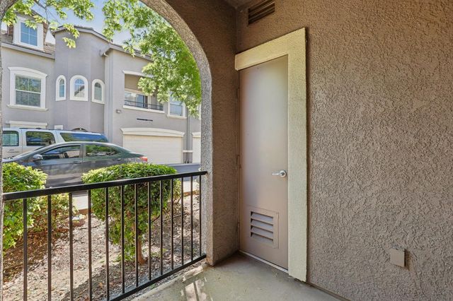 5547 Tares Cir, Elk Grove, CA 95757