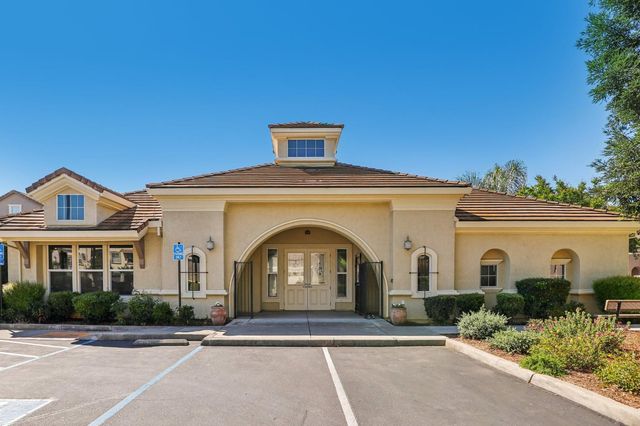 5547 Tares Cir, Elk Grove, CA 95757